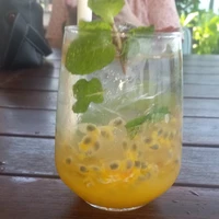 Đồ vật đang cầm,ghi :