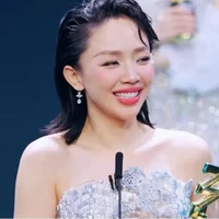 Nguyễn Khoa Tóc Tiên