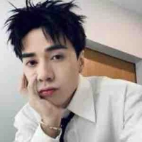 Lê Quang Hùng 