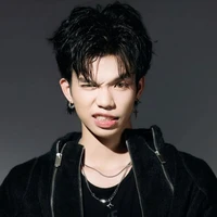 em chúnnn nhỏ | thế vĩ