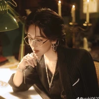 hậu hoàng