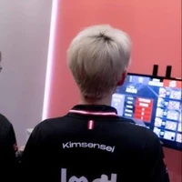 Vợ Kimsensei🍉