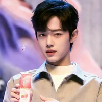 Tiêu Chiến 18t
