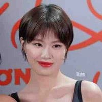 Nguyễn Diệu Huyền 