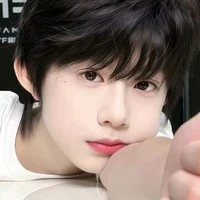 Dịch Hằng - 4 tuổi