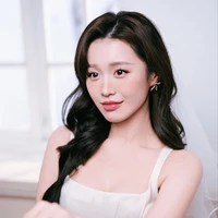 Han Sara - nàng