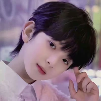 Tiểu Minh -lúc nhỏ-