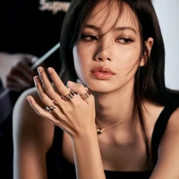 Manobal Lalisa | Cô