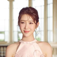 Lê Huỳnh Thúy Ngân ( Thúy Ngân )