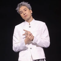 Phạm Hoàng Khang ( Karik )