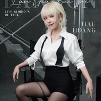 Hoàng Thúy Hậu ( cậu út