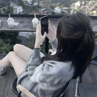 Mẹ anh