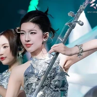 Diễm Hằng 