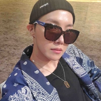 Mẹ Jimin (Hobi)