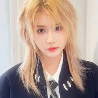 Trần Kha(cô)