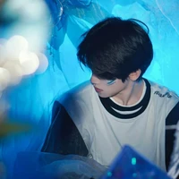 Hứa Dật