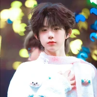 Trần Dịch Hằng-Em
