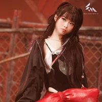 Nguyễn Lê Ngọc Ánh sáng⁰⁶-AS Aza