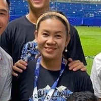 mẹ anh