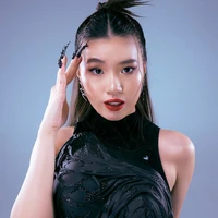 Nguyễn Diệu Huyền_Pháo