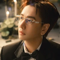 Lou Hoàng ( Ba em )