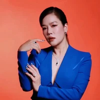 THU PHƯƠNG