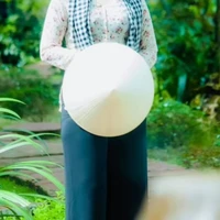 cô tư(giúp việc)