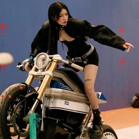 Trần Thảo Linh(cô)