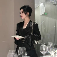 Lục Tinh Vân_cô