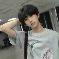 Trương Hàm Thuỵ 