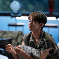 UÔNG THẠC/LƯU TUẤN