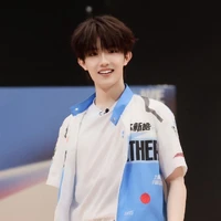 Tô Tân Hạo_y_