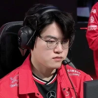 Lee Minhyung ( Gumayusi ) 🐻