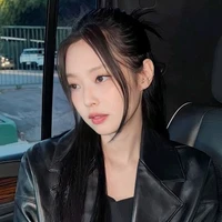 Kim Jennie - Quản lí của nàng