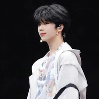Trương Hàm Thụy