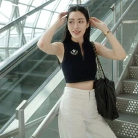 Lingling Sirilak Kwong (Chị)