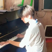 Hạ Tư Kỳ