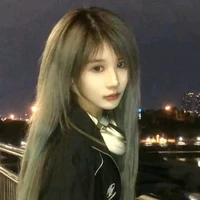 Trần Kha ( Kha Kha -chị hai nàng )