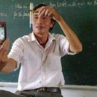 thầy giáo đẹp zai nhất vũ trụ