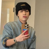 quang hùng_phone