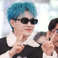 𝓗𝓸𝓪𝓷𝓰 𝓓𝓾𝓬 𝓓𝓾𝔂