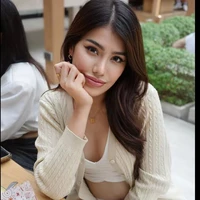 nude (bạn nàng và cô)