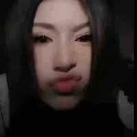 Con mụ phù thuỷ xinh đẹp