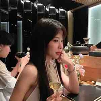 Trần Hoàng Phương Lan_Yeolan