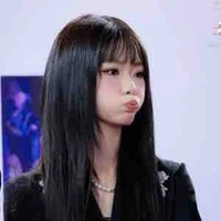 Nguyễn Lê Ngọc Ánh Sáng_Aza