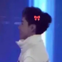 Lê Quang Hùng (phone)