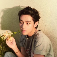 Taehyung Manobal ( Anh )