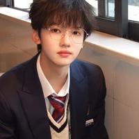 Trương Dịch Nhiên "bé"