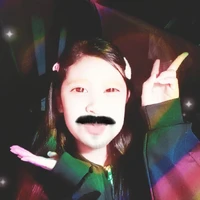 bồ nhí của Lý Phi 