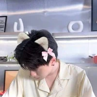 nhóm cậu (-ai thì-)